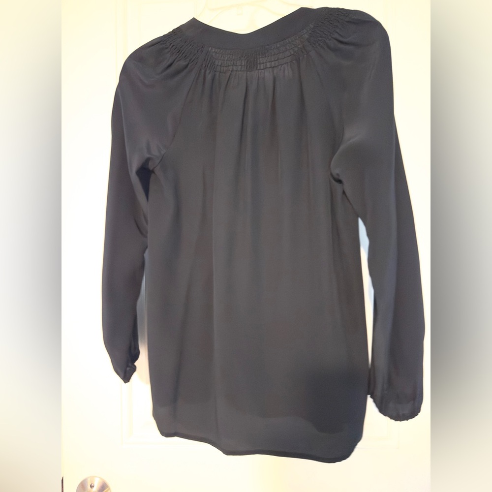 Lilly Pulitzer Black Silk Elsa Blouse XS Like New - Picture 6 of 16